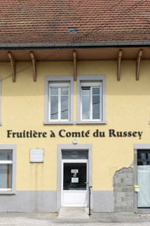 Façade antérieure : travée centrale. © Région Bourgogne-Franche-Comté, Inventaire du patrimoine