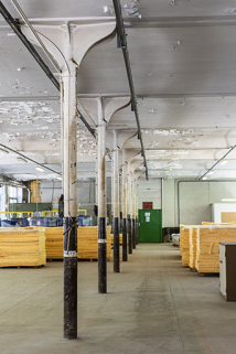 Atelier de fabrication (ancienne tréfilerie, 1er étage) : poteaux en fonte et voûtains en briques plâtrées. © Région Bourgogne-Franche-Comté, Inventaire du patrimoine