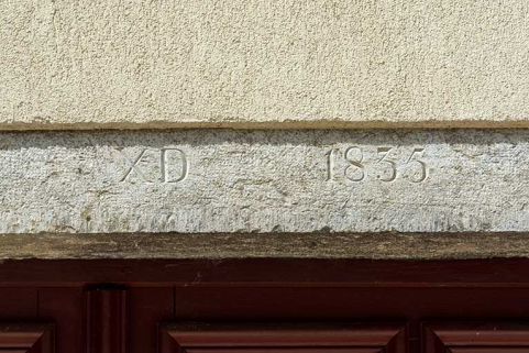 Ferme : linteau daté sur la façade antérieure. © Région Bourgogne-Franche-Comté, Inventaire du patrimoine