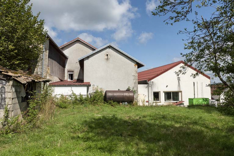Ancienne maison, chaufferie et atelier de 2012 : façade postérieure. © Région Bourgogne-Franche-Comté, Inventaire du patrimoine Ancienne maison, chaufferie et atelier de 2012 : façade postérieure. © Région Bourgogne-Franche-Comté, Inventaire du patrimoine