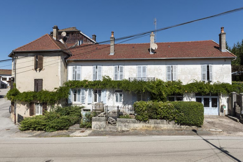 Comptoir d'outillage Hugoniot-Tissot, 8-10 Grande Rue. © Région Bourgogne-Franche-Comté, Inventaire du patrimoine Comptoir d'outillage Hugoniot-Tissot, 8-10 Grande Rue. © Région Bourgogne-Franche-Comté, Inventaire du patrimoine