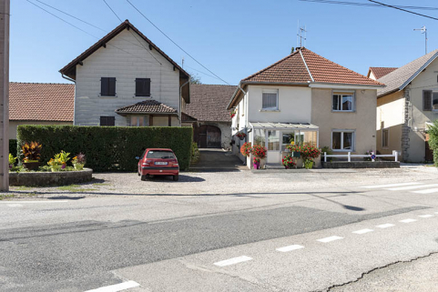 Vue d'ensemble, depuis la rue (au nord). © Région Bourgogne-Franche-Comté, Inventaire du patrimoine