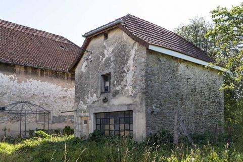 Forge : façades antérieure et latérale droite. © Région Bourgogne-Franche-Comté, Inventaire du patrimoine Forge : façades antérieure et latérale droite. © Région Bourgogne-Franche-Comté, Inventaire du patrimoine