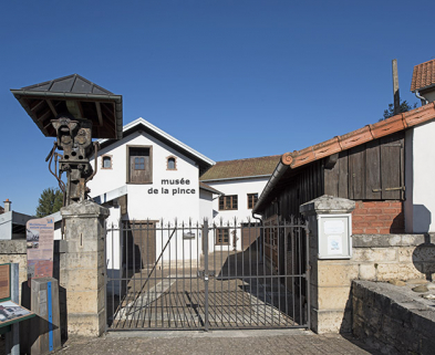 L'entrée. © Région Bourgogne-Franche-Comté, Inventaire du patrimoine