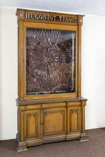 Meuble d'exposition Hugoniot-Tissot (musée de la Pince, Montécheroux). © Région Bourgogne-Franche-Comté, Inventaire du patrimoine Meuble d'exposition Hugoniot-Tissot (musée de la Pince, Montécheroux). © Région Bourgogne-Franche-Comté, Inventaire du patrimoine