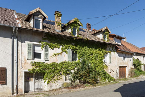 Façade antérieure, de trois quarts gauche. © Région Bourgogne-Franche-Comté, Inventaire du patrimoine