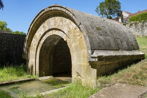 Puisard couvert. © Région Bourgogne-Franche-Comté, Inventaire du patrimoine Puisard couvert. © Région Bourgogne-Franche-Comté, Inventaire du patrimoine