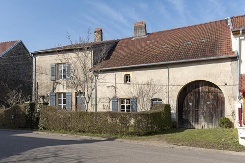 Ferme 9 rue de Froideveau. © Région Bourgogne-Franche-Comté, Inventaire du patrimoine Ferme 9 rue de Froideveau. © Région Bourgogne-Franche-Comté, Inventaire du patrimoine