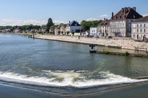 Vue générale du quai prise depuis le pont. © Région Bourgogne-Franche-Comté, Inventaire du patrimoine Vue générale du quai prise depuis le pont. © Région Bourgogne-Franche-Comté, Inventaire du patrimoine