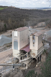 Vue plongeante sur les nouvelles installations de concassage. © Région Bourgogne-Franche-Comté, Inventaire du patrimoine