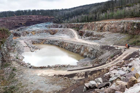 Vue d'ensemble de la carrière, depuis l'ouest. © Région Bourgogne-Franche-Comté, Inventaire du patrimoine