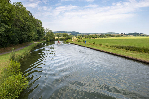 rivière aménagée bief © Région Bourgogne-Franche-Comté, Inventaire du patrimoine  rivière aménagée bief © Région Bourgogne-Franche-Comté, Inventaire du patrimoine