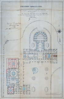Plan de l'établissement thermal localisant les deux "buvettes" dans la cour en 1864. © Région Bourgogne-Franche-Comté, Inventaire du patrimoine Plan de l'établissement thermal localisant les deux "buvettes" dans la cour en 1864. © Région Bourgogne-Franche-Comté, Inventaire du patrimoine