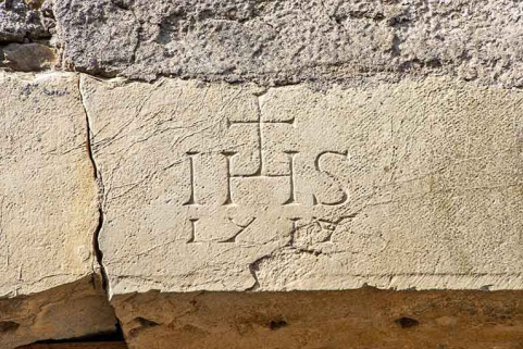  linteau date portée christogramme © Région Bourgogne-Franche-Comté, Inventaire du patrimoine