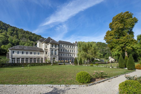 établissement thermal © Région Bourgogne-Franche-Comté, Inventaire du patrimoine  établissement thermal © Région Bourgogne-Franche-Comté, Inventaire du patrimoine