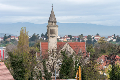  fontaine baptismale revêtement mural © Région Bourgogne-Franche-Comté, Inventaire du patrimoine