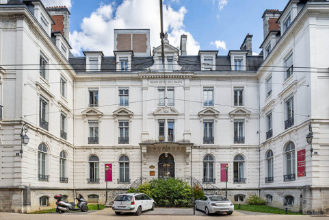 hôtel de voyageurs © Région Bourgogne-Franche-Comté, Inventaire du patrimoine  hôtel de voyageurs © Région Bourgogne-Franche-Comté, Inventaire du patrimoine