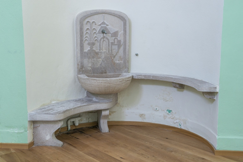 fontaine © Région Bourgogne-Franche-Comté, Inventaire du patrimoine  fontaine © Région Bourgogne-Franche-Comté, Inventaire du patrimoine