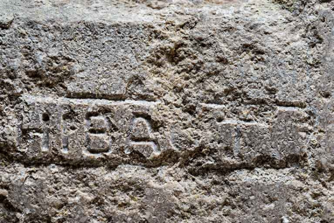 fontaine © Région Bourgogne-Franche-Comté, Inventaire du patrimoine  fontaine © Région Bourgogne-Franche-Comté, Inventaire du patrimoine