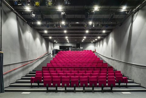cinéma salle de spectacle © Région Bourgogne-Franche-Comté, Inventaire du patrimoine  cinéma salle de spectacle © Région Bourgogne-Franche-Comté, Inventaire du patrimoine