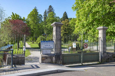 parc © Région Bourgogne-Franche-Comté, Inventaire du patrimoine  parc © Région Bourgogne-Franche-Comté, Inventaire du patrimoine