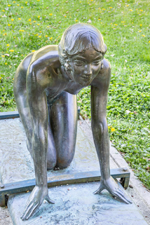 groupe sculpté © Région Bourgogne-Franche-Comté, Inventaire du patrimoine  groupe sculpté © Région Bourgogne-Franche-Comté, Inventaire du patrimoine