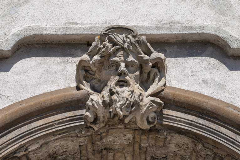 décor d'architecture sculpture masque © Région Bourgogne-Franche-Comté, Inventaire du patrimoine  décor d'architecture sculpture masque © Région Bourgogne-Franche-Comté, Inventaire du patrimoine