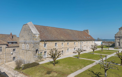 fort caserne © Région Bourgogne-Franche-Comté, Inventaire du patrimoine  fort caserne © Région Bourgogne-Franche-Comté, Inventaire du patrimoine