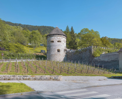 tour fortification d'agglomération © Région Bourgogne-Franche-Comté, Inventaire du patrimoine  tour fortification d'agglomération © Région Bourgogne-Franche-Comté, Inventaire du patrimoine