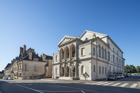 théâtre © Région Bourgogne-Franche-Comté, Inventaire du patrimoine  théâtre © Région Bourgogne-Franche-Comté, Inventaire du patrimoine