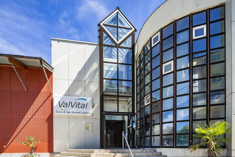 établissement thermal © Région Bourgogne-Franche-Comté, Inventaire du patrimoine  établissement thermal © Région Bourgogne-Franche-Comté, Inventaire du patrimoine