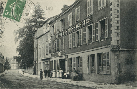 hôtel de voyageurs © Région Bourgogne-Franche-Comté, Inventaire du patrimoine  hôtel de voyageurs © Région Bourgogne-Franche-Comté, Inventaire du patrimoine