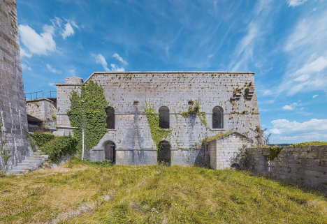 fort © Région Bourgogne-Franche-Comté, Inventaire du patrimoine  fort © Région Bourgogne-Franche-Comté, Inventaire du patrimoine