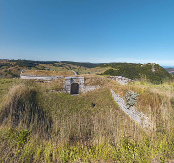 fort édifice fortifié © Région Bourgogne-Franche-Comté, Inventaire du patrimoine  fort édifice fortifié © Région Bourgogne-Franche-Comté, Inventaire du patrimoine