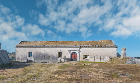 fort réduit © Région Bourgogne-Franche-Comté, Inventaire du patrimoine  fort réduit © Région Bourgogne-Franche-Comté, Inventaire du patrimoine