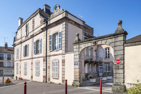 demeure © Région Bourgogne-Franche-Comté, Inventaire du patrimoine  demeure © Région Bourgogne-Franche-Comté, Inventaire du patrimoine