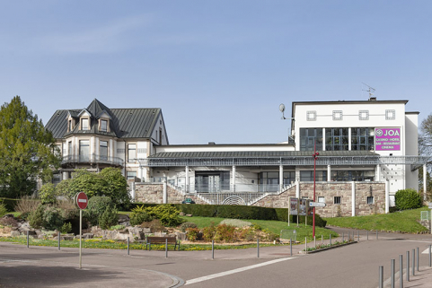 maison casino salle des fêtes © Région Bourgogne-Franche-Comté, Inventaire du patrimoine  maison casino salle des fêtes © Région Bourgogne-Franche-Comté, Inventaire du patrimoine