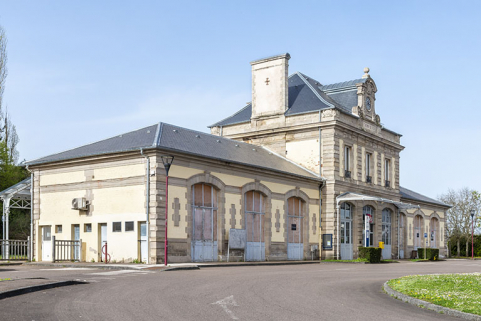 gare © Région Bourgogne-Franche-Comté, Inventaire du patrimoine  gare © Région Bourgogne-Franche-Comté, Inventaire du patrimoine