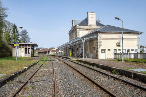 gare © Région Bourgogne-Franche-Comté, Inventaire du patrimoine  gare © Région Bourgogne-Franche-Comté, Inventaire du patrimoine