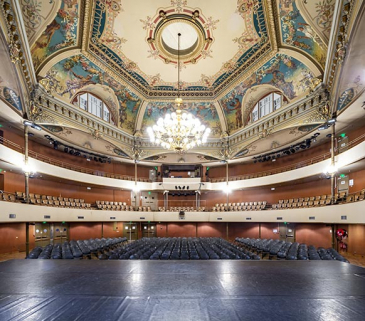 salle de spectacle © Région Bourgogne-Franche-Comté, Inventaire du patrimoine  salle de spectacle © Région Bourgogne-Franche-Comté, Inventaire du patrimoine