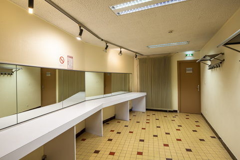 salle de spectacle © Région Bourgogne-Franche-Comté, Inventaire du patrimoine  salle de spectacle © Région Bourgogne-Franche-Comté, Inventaire du patrimoine