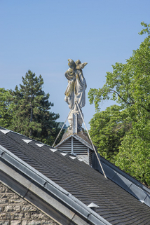 statue © Région Bourgogne-Franche-Comté, Inventaire du patrimoine  statue © Région Bourgogne-Franche-Comté, Inventaire du patrimoine