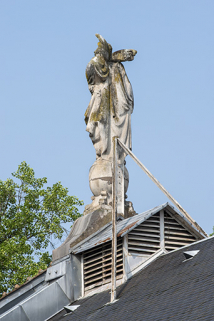 statue © Région Bourgogne-Franche-Comté, Inventaire du patrimoine  statue © Région Bourgogne-Franche-Comté, Inventaire du patrimoine