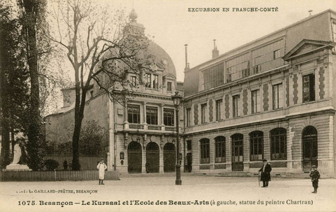 salle de spectacle © Région Bourgogne-Franche-Comté, Inventaire du patrimoine  salle de spectacle © Région Bourgogne-Franche-Comté, Inventaire du patrimoine