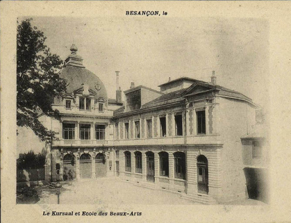 salle de spectacle © Région Bourgogne-Franche-Comté, Inventaire du patrimoine  salle de spectacle © Région Bourgogne-Franche-Comté, Inventaire du patrimoine