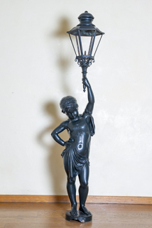 lampadaire public © Région Bourgogne-Franche-Comté, Inventaire du patrimoine  lampadaire public © Région Bourgogne-Franche-Comté, Inventaire du patrimoine