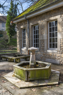 établissement thermal © Région Bourgogne-Franche-Comté, Inventaire du patrimoine  établissement thermal © Région Bourgogne-Franche-Comté, Inventaire du patrimoine