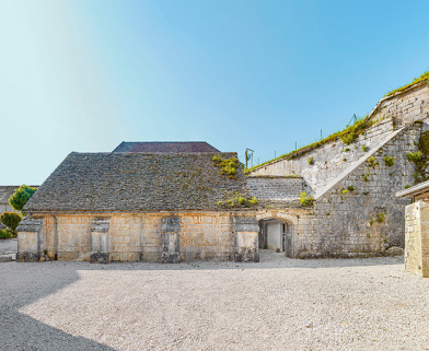 fort poudrière © Région Bourgogne-Franche-Comté, Inventaire du patrimoine  fort poudrière © Région Bourgogne-Franche-Comté, Inventaire du patrimoine