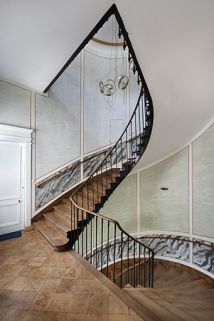 hôtel escalier © Région Bourgogne-Franche-Comté, Inventaire du patrimoine  hôtel escalier © Région Bourgogne-Franche-Comté, Inventaire du patrimoine