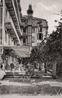 hôtel de voyageurs © L.L.  hôtel de voyageurs © L.L.